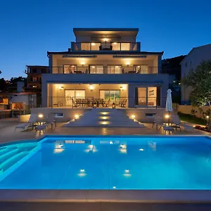 villa-mila-trogir.splithotels.org/